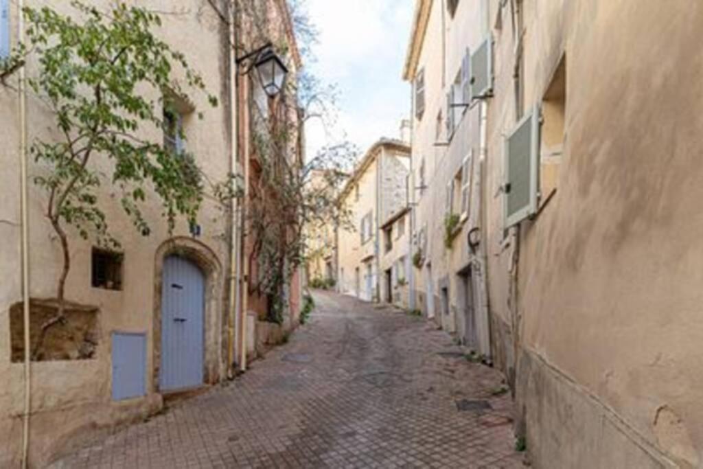 Le Charme Du Medieval Dans Un Appartement Cosy Hyères Kültér fotó